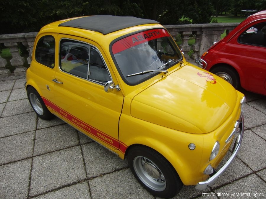 Fiat 500 Fiffis and biscuit tins in Bad Nauheim