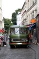 Montmartre (Bus Bel Ami in den engen Gassen von Montmartre) Montmartre (Bus Bel Ami in den engen Gassen von Montmartre)