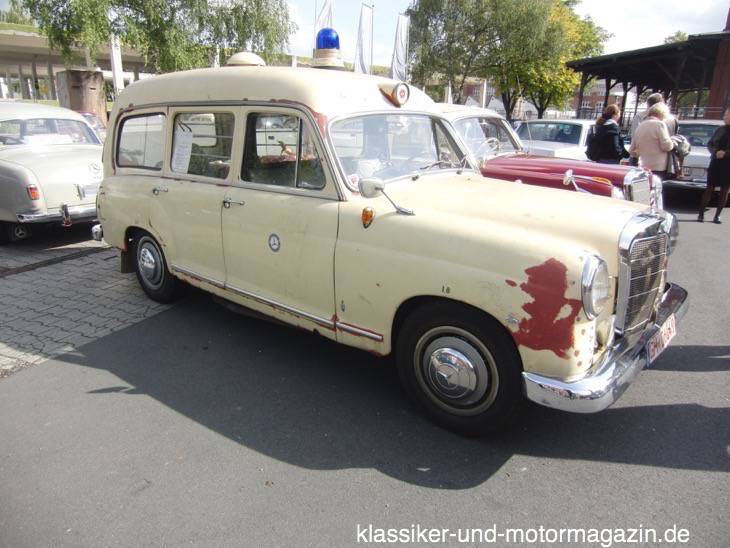 MB Ponton Krankenwagen