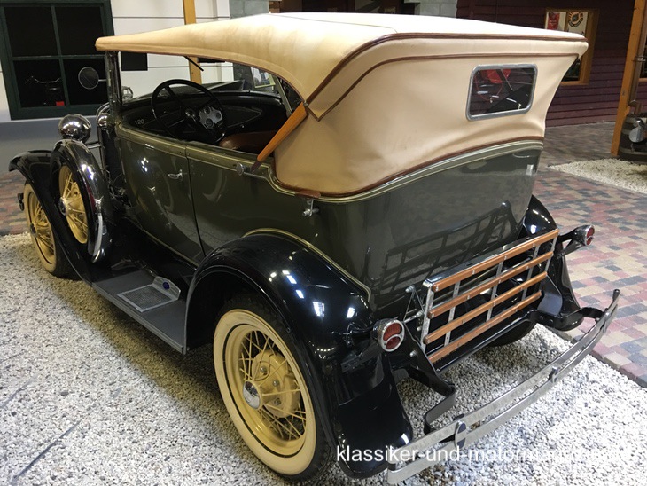 Ford A DeLuxe-Phaeton 1930