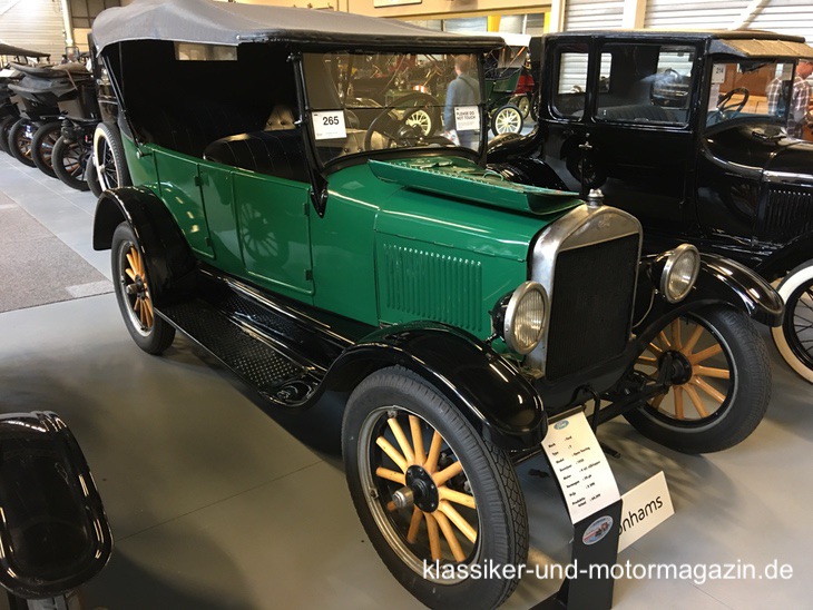 Ford-T-Open-Tourer-1924