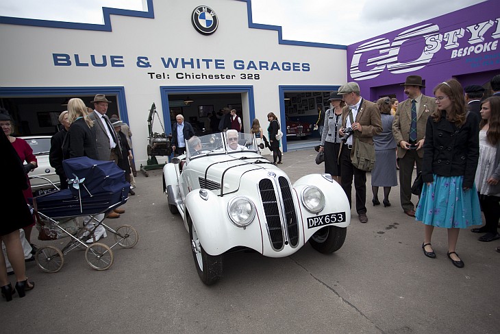 BMW Group Classic feiert beim Goodwood Revival 2013