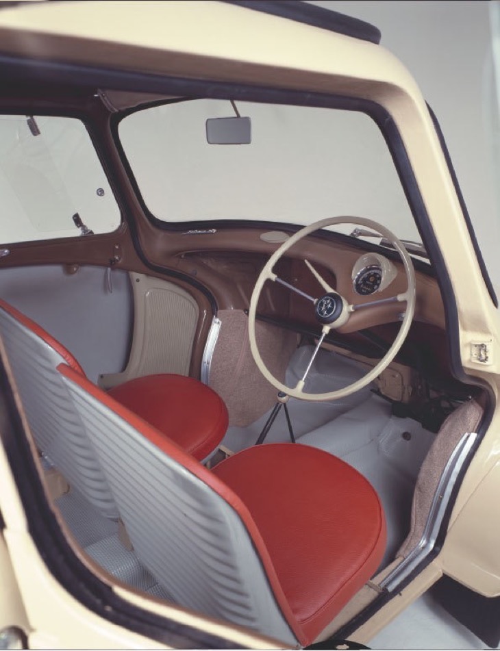 Subaru 360 Baujahr 1958 Innen