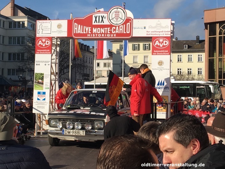 Start Rallye Monte-Carlo Historique 2016
