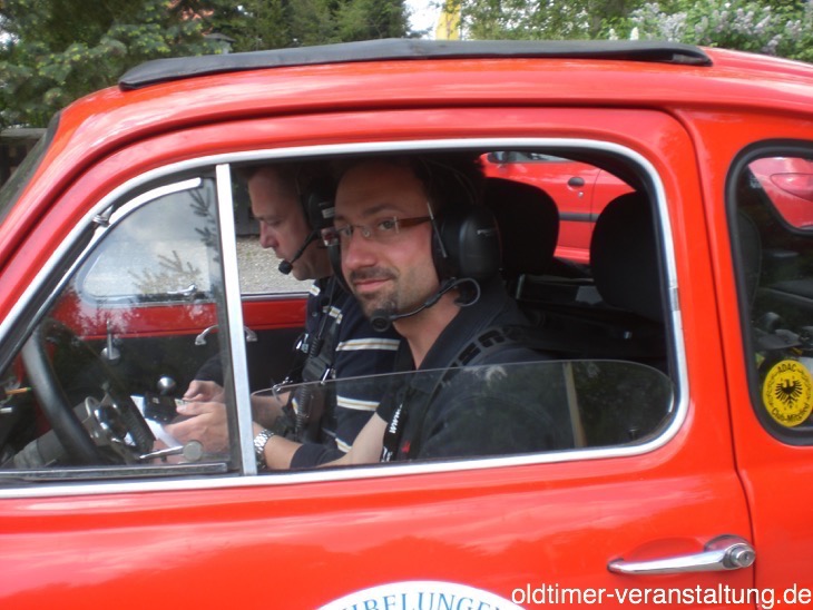 Steyr-Puch mit Rallye-Team