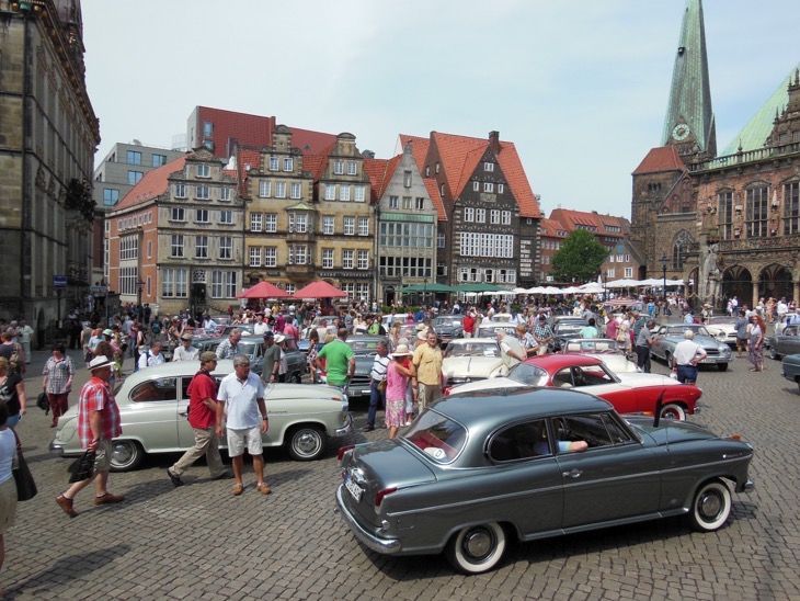 Borgward Welt Treffen auf dem Marktplatz in Bremen