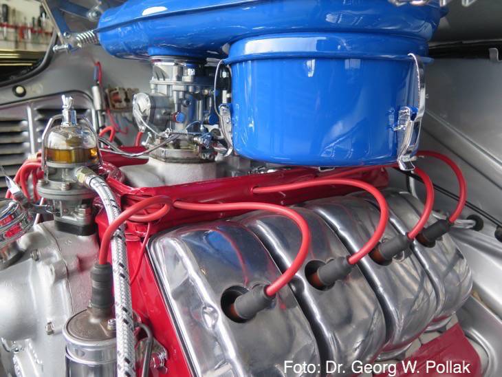 Tatra 603 Motor rechte Seite