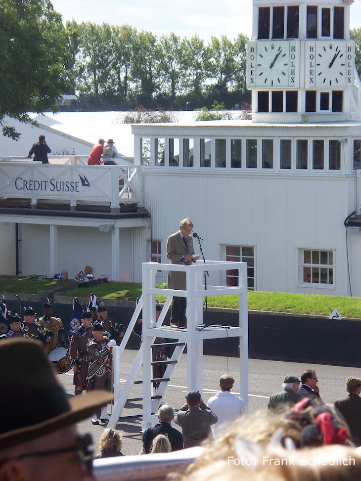 Earl of March hält eine Rede