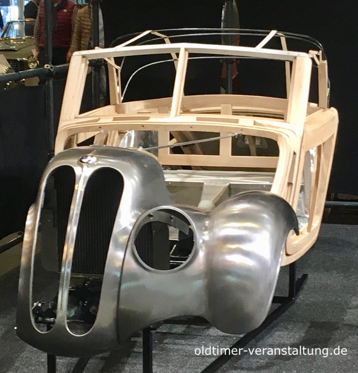 BMW Neubau mit Holzrahmen