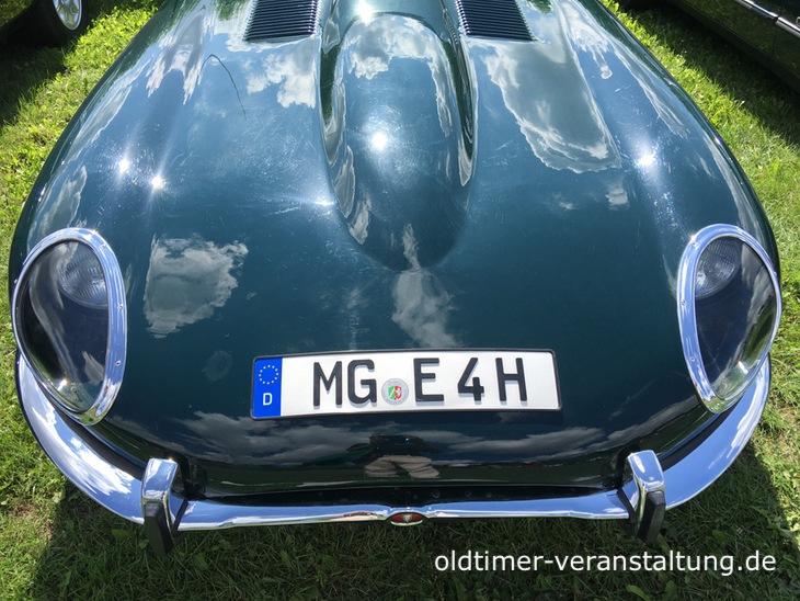H-Kennzeichen am Jaguar E-Type