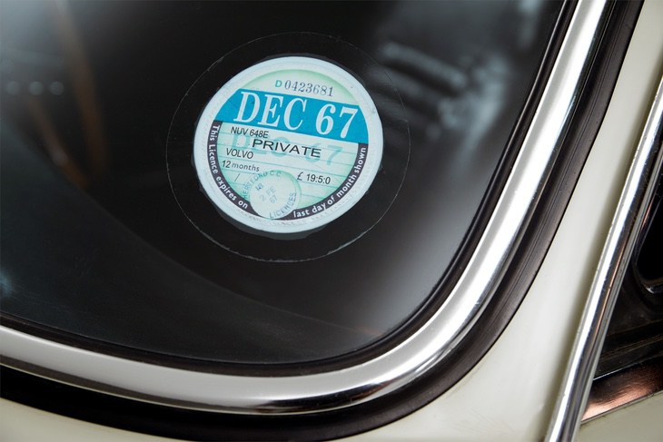 Volvo P1800S ex Roger Moore