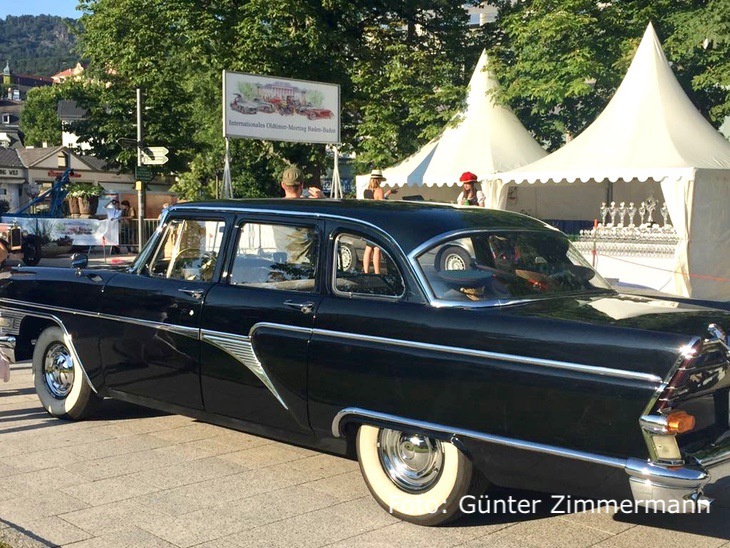 Sowjetische Limousine