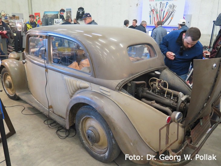 44. Oldtimer- und Teilemarkt in Fribourg, Schweiz