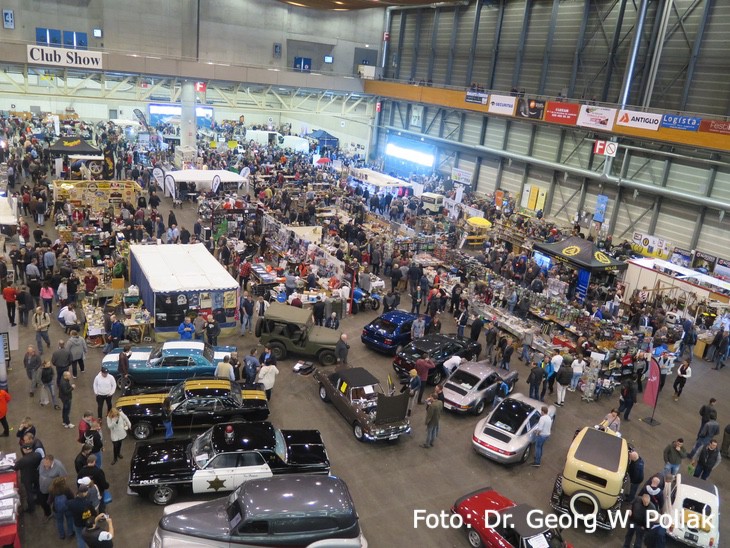 44. Oldtimer- und Teilemarkt in Fribourg, Schweiz