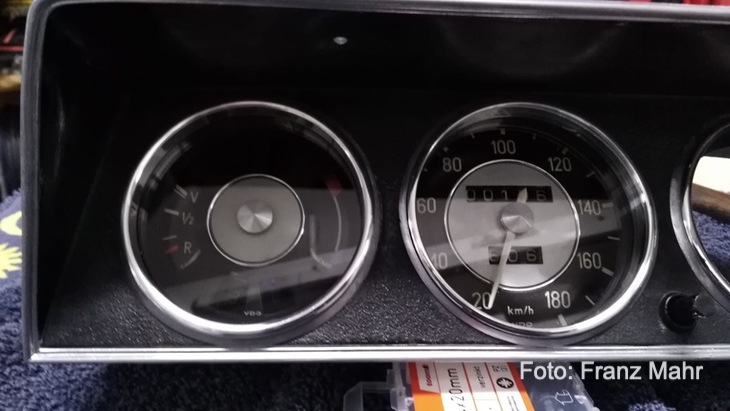 BMW-1600-2-Armaturen_1a