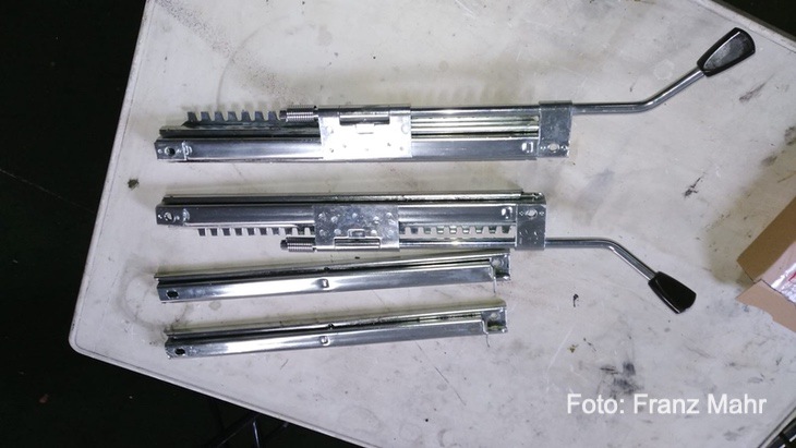 BMW-1600-2-Sitzschienen