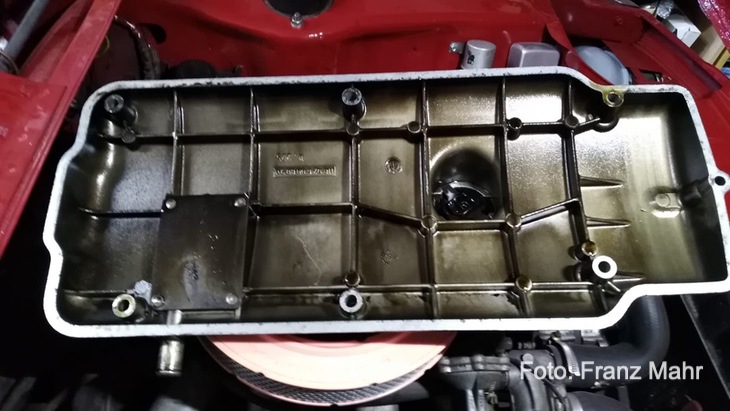 BMW-1600-2-Ventildeckel_1b