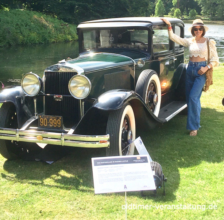 Graham-Page-827-Opera-Coupe_1b