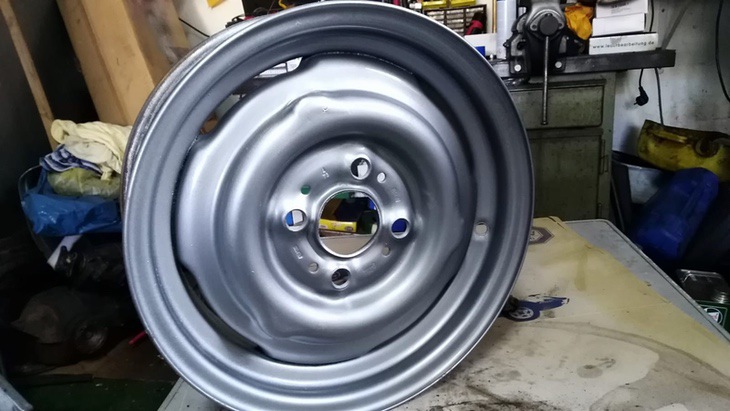 BMW-2002-Ersatzrad_1