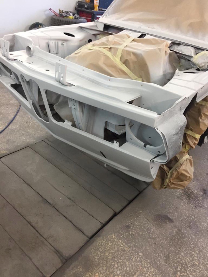 BMW-2002-Grundierung_9