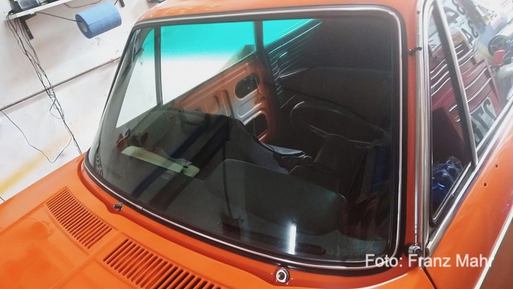 BMW 02 neue Frontscheibe