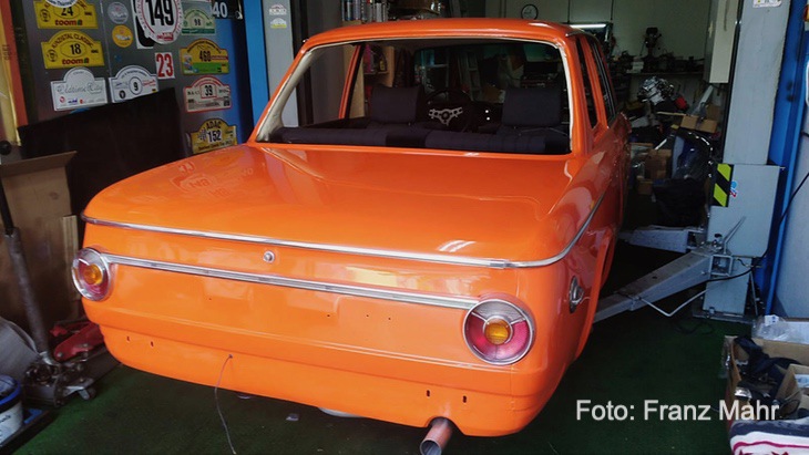 BMW 2002 ohne Stossstange